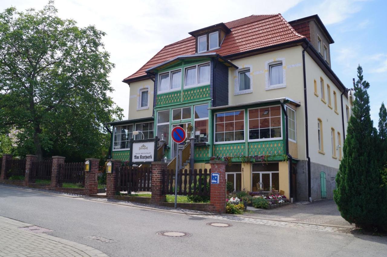 Hotel Am Kurpark Bad Suderode Buitenkant foto
